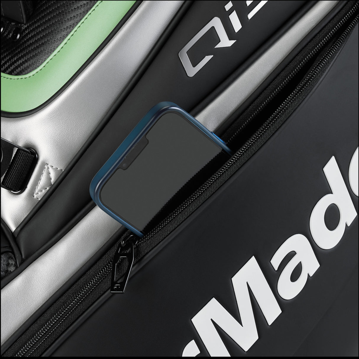 Taylor Made 2025 Tour Standbag / Golfbag - Golflaedchen.de