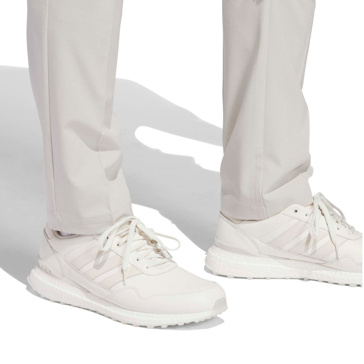 Adidas 2026 Ultimate 365 Tapered Herren Golfhose, Hellbraun - Golflaedchen.de