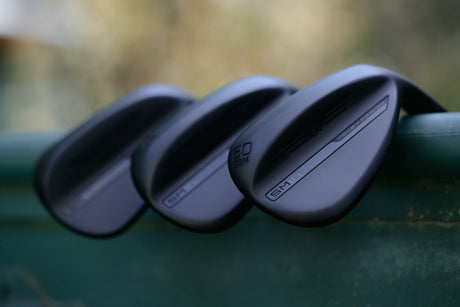 Titleist Vokey Design SM10 Wedge, Jet Black, Stahlschaft, Herren Rechtshand - Golflaedchen.de