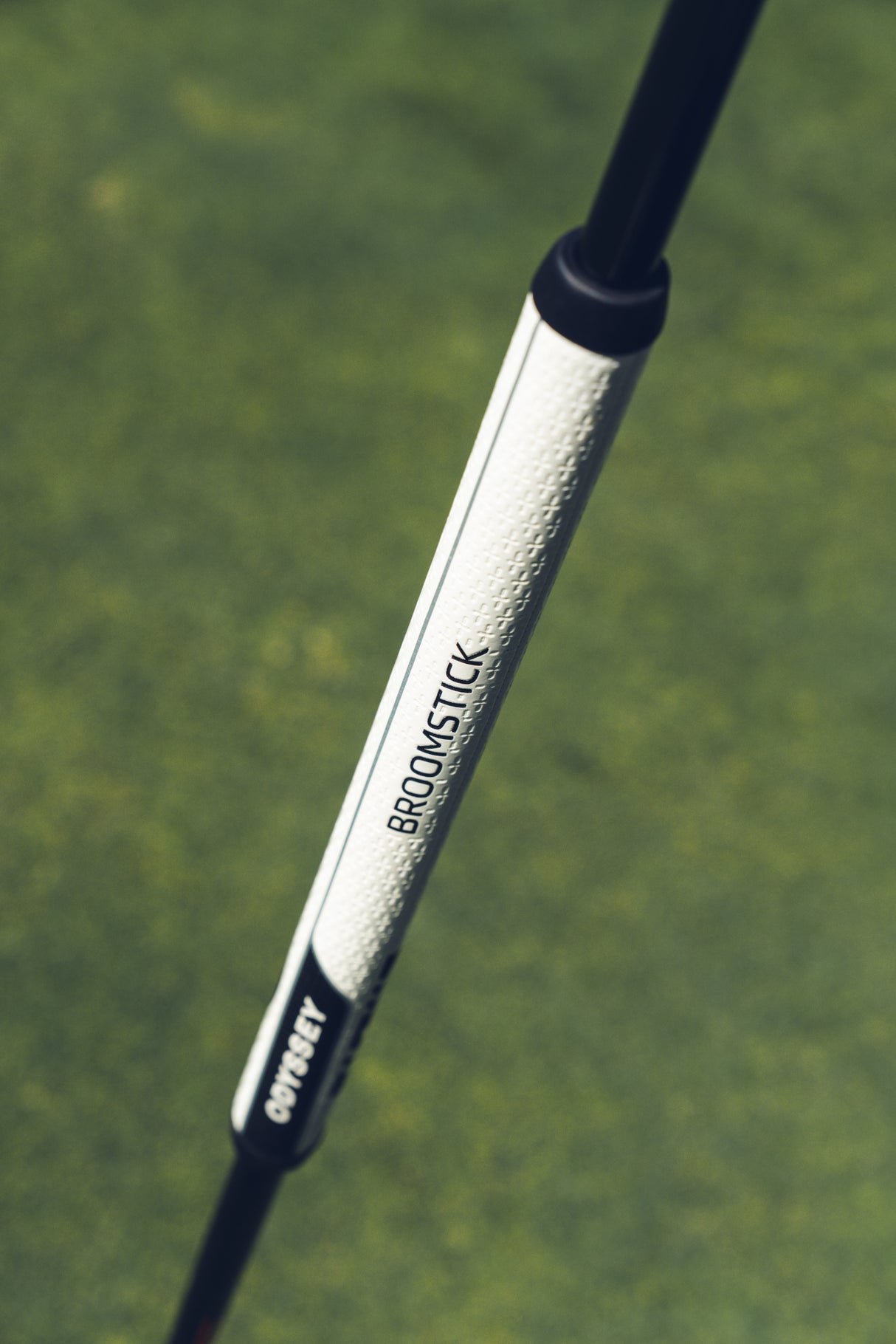 Odyssey S2S Ai - DUAL Broomstick Cruiser Max 1/2 Ball Putter, Rechtshand - Golflaedchen.de